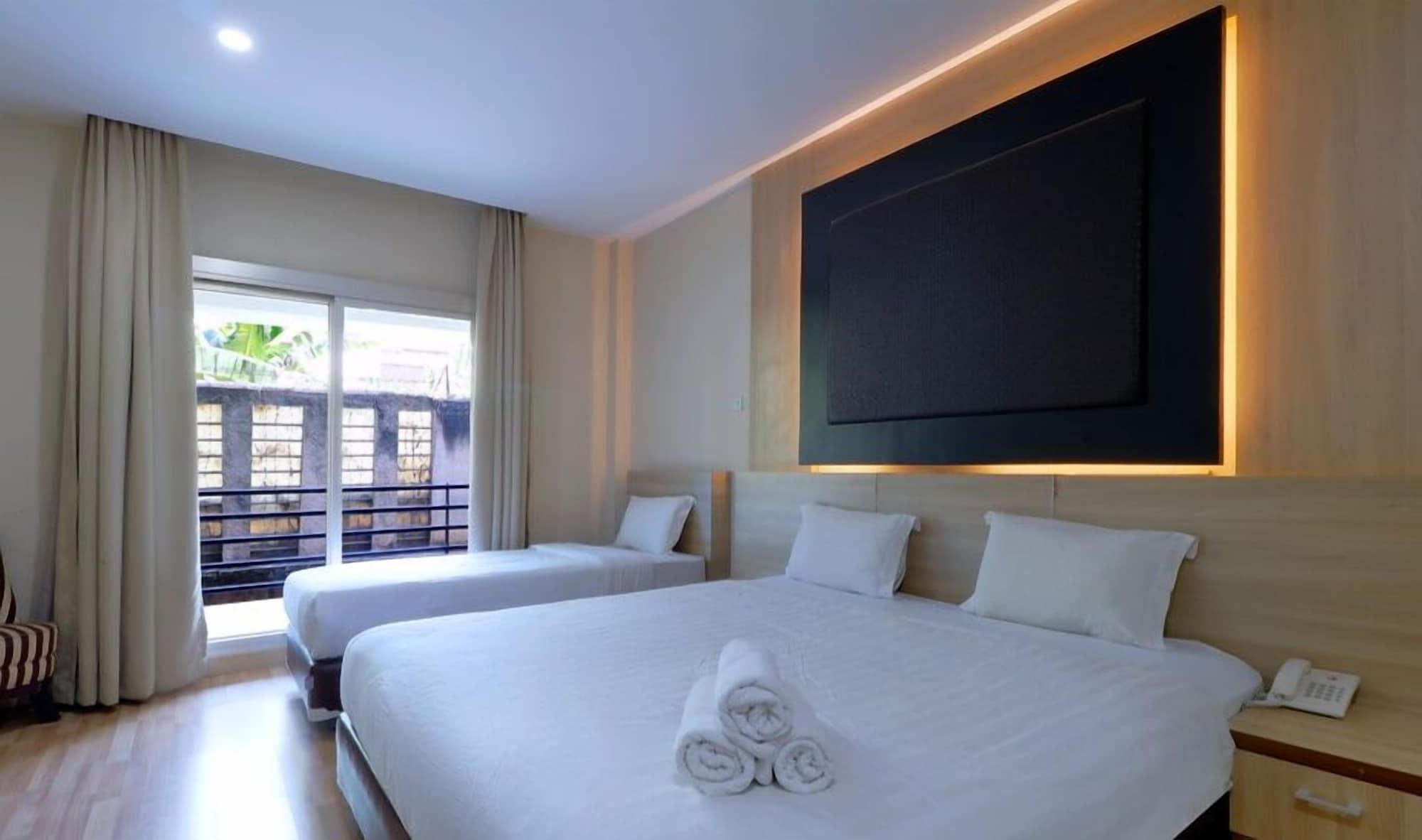 มูเทียร่า สวีท Hotel จาการ์ตา ภายนอก รูปภาพ