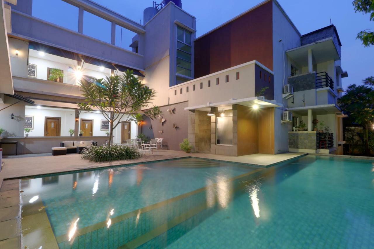มูเทียร่า สวีท Hotel จาการ์ตา ภายนอก รูปภาพ