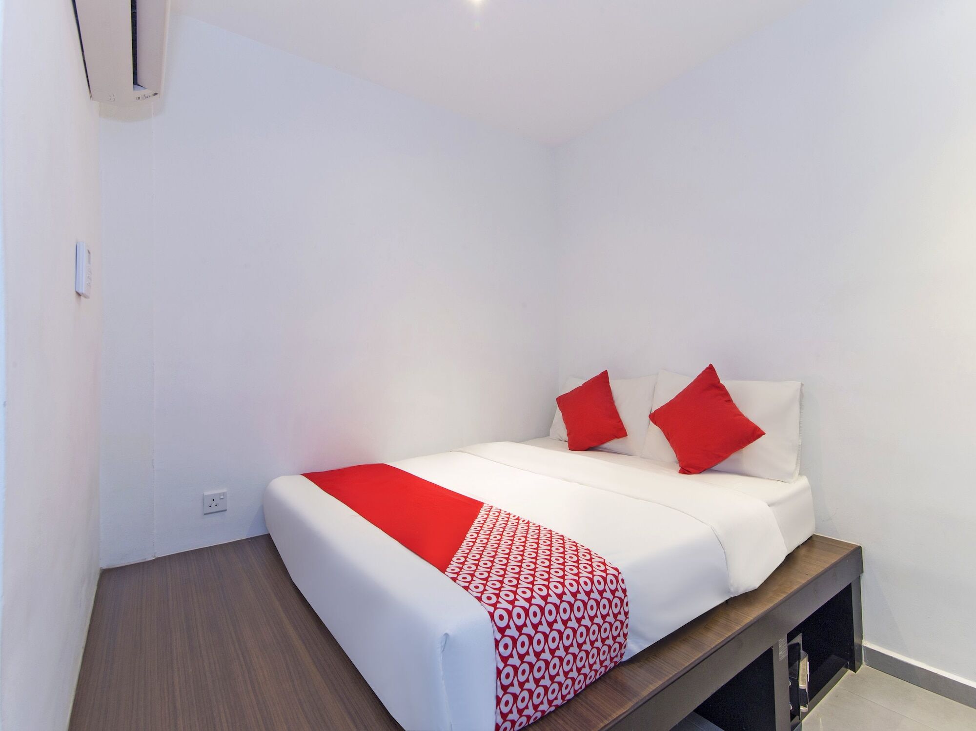 มูเทียร่า สวีท Hotel จาการ์ตา ภายนอก รูปภาพ