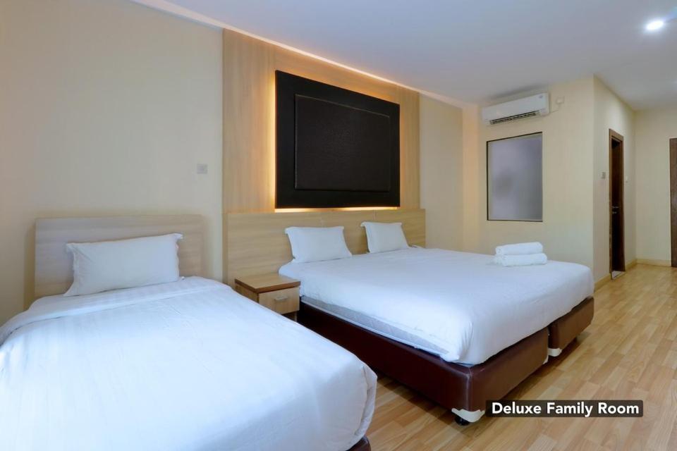 มูเทียร่า สวีท Hotel จาการ์ตา ภายนอก รูปภาพ